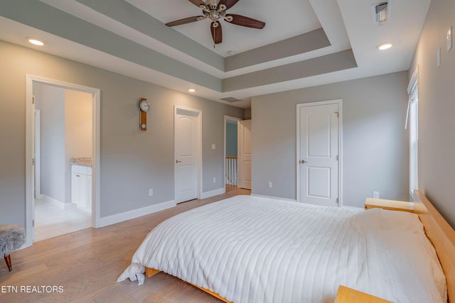 3225 Oakwood Hills Lane, Knoxville, TN 37931