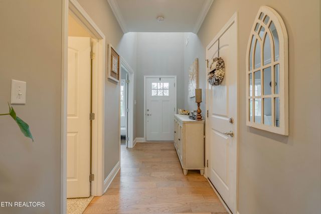 3225 Oakwood Hills Lane, Knoxville, TN 37931