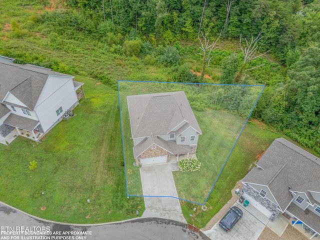 3225 Oakwood Hills Lane, Knoxville, TN 37931