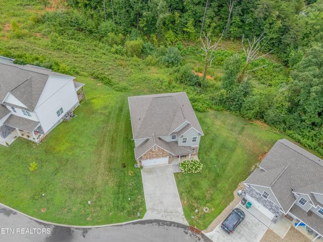 3225 Oakwood Hills Lane, Knoxville, TN 37931