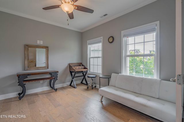 3225 Oakwood Hills Lane, Knoxville, TN 37931