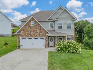 3225 Oakwood Hills Lane, Knoxville, TN 37931