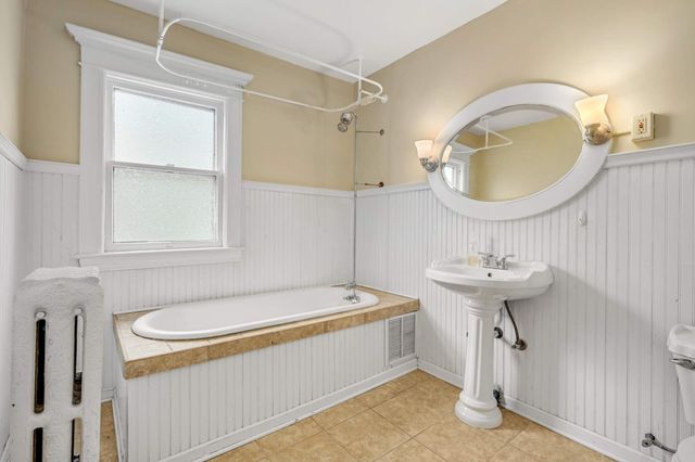 2428 Colfax Avenue S 2, Minneapolis, MN 55405