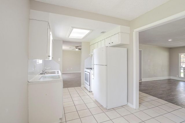 7219 Willowtex Drive, Houston, TX 77396