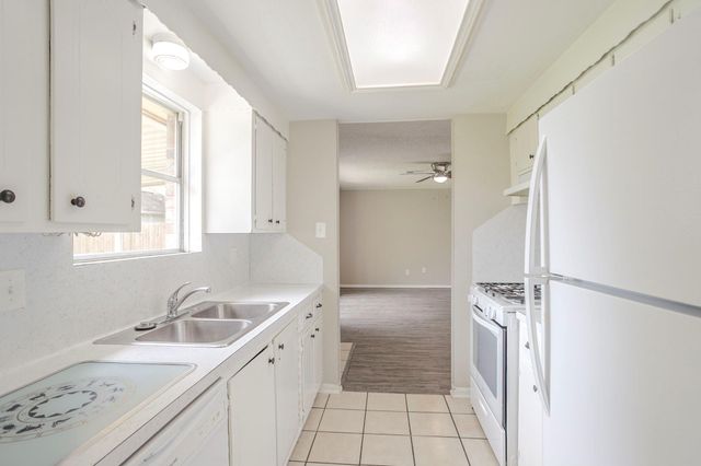 7219 Willowtex Drive, Houston, TX 77396