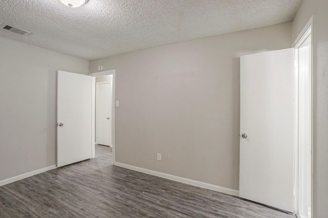 7219 Willowtex Drive, Houston, TX 77396