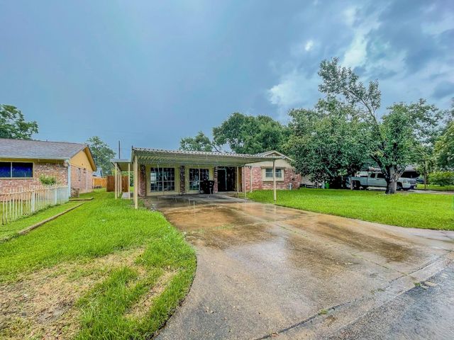 7219 Willowtex Drive, Houston, TX 77396