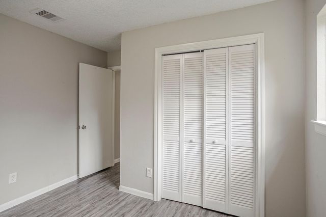 7219 Willowtex Drive, Houston, TX 77396