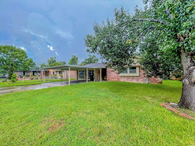 7219 Willowtex Drive, Houston, TX 77396