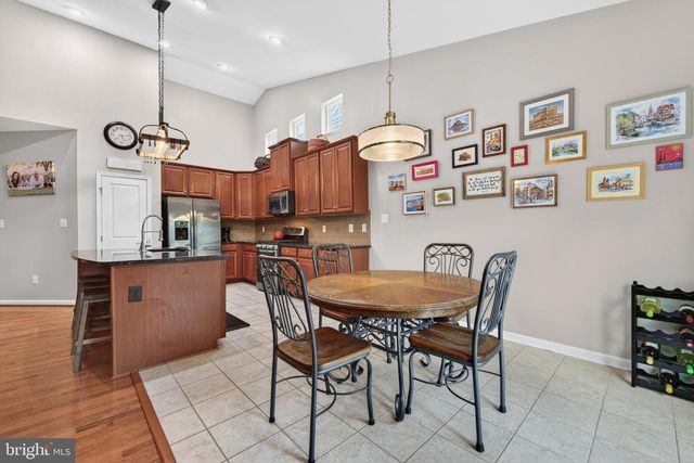 104 ATLANTIS LN, Lake Frederick, VA 22630