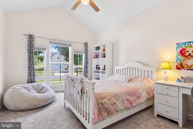104 ATLANTIS LN, Lake Frederick, VA 22630