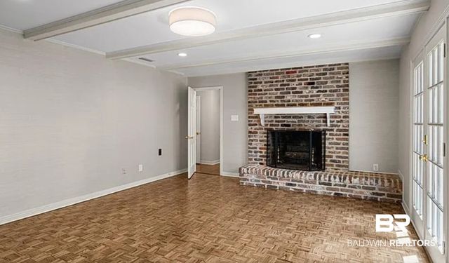 604 E Cumberland Road, Mobile, AL 36608