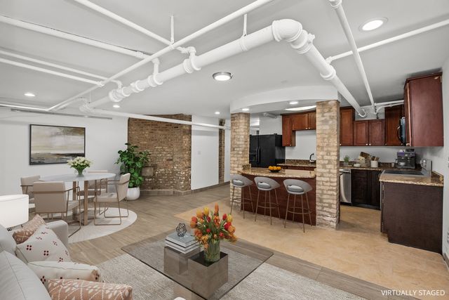 823 E Drexel Square, Chicago, IL 60615