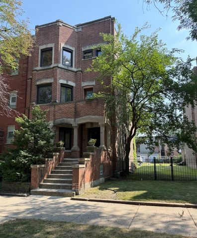 823 E Drexel Square, Chicago, IL 60615
