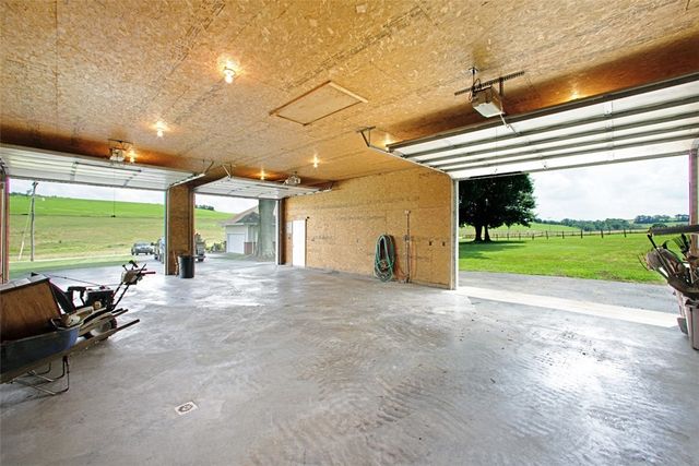 163 Banning Road, Lower Tyrone Twp, PA 15428