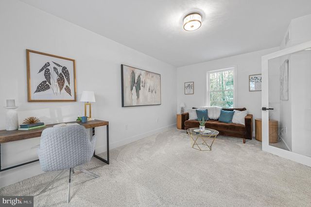 77 MORGAN AVE, Yardley, PA 19067