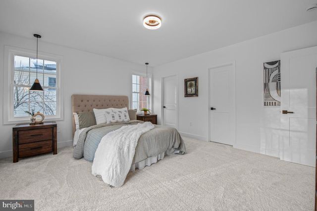 77 MORGAN AVE, Yardley, PA 19067