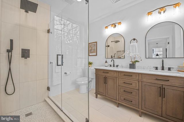 77 MORGAN AVE, Yardley, PA 19067