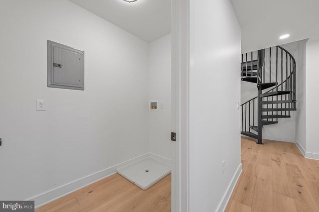 77 MORGAN AVE, Yardley, PA 19067