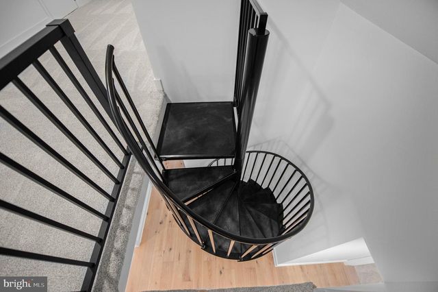 77 MORGAN AVE, Yardley, PA 19067