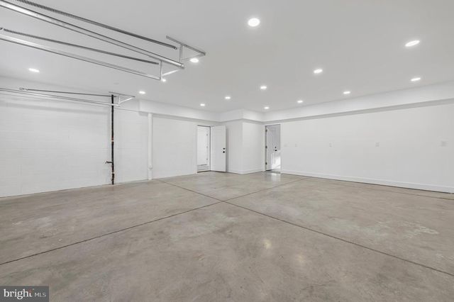 77 MORGAN AVE, Yardley, PA 19067