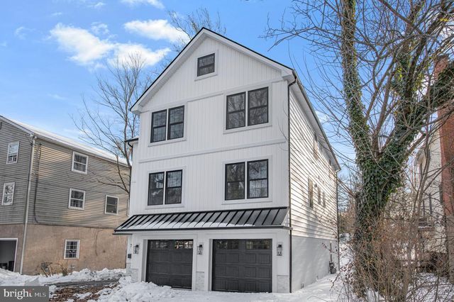 77 MORGAN AVE, Yardley, PA 19067