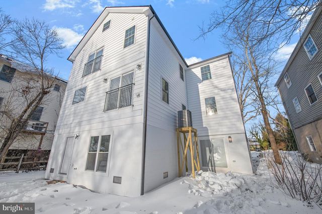 77 MORGAN AVE, Yardley, PA 19067