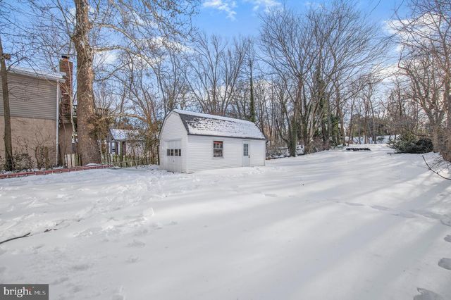 77 MORGAN AVE, Yardley, PA 19067