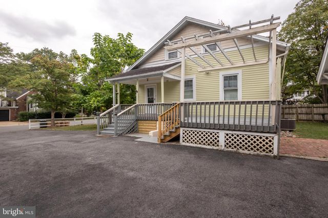 3201 N PERSHING DR, Arlington, VA 22201