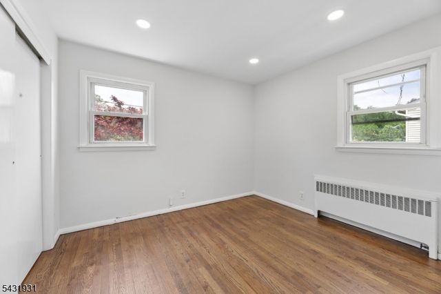 14 John St 2, Clifton City, NJ 07013