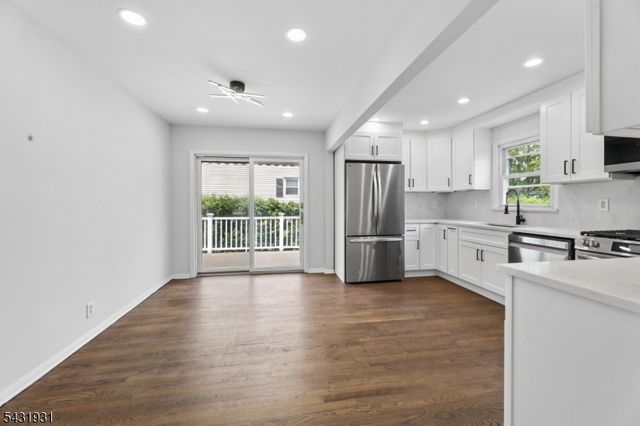 14 John St 2, Clifton City, NJ 07013