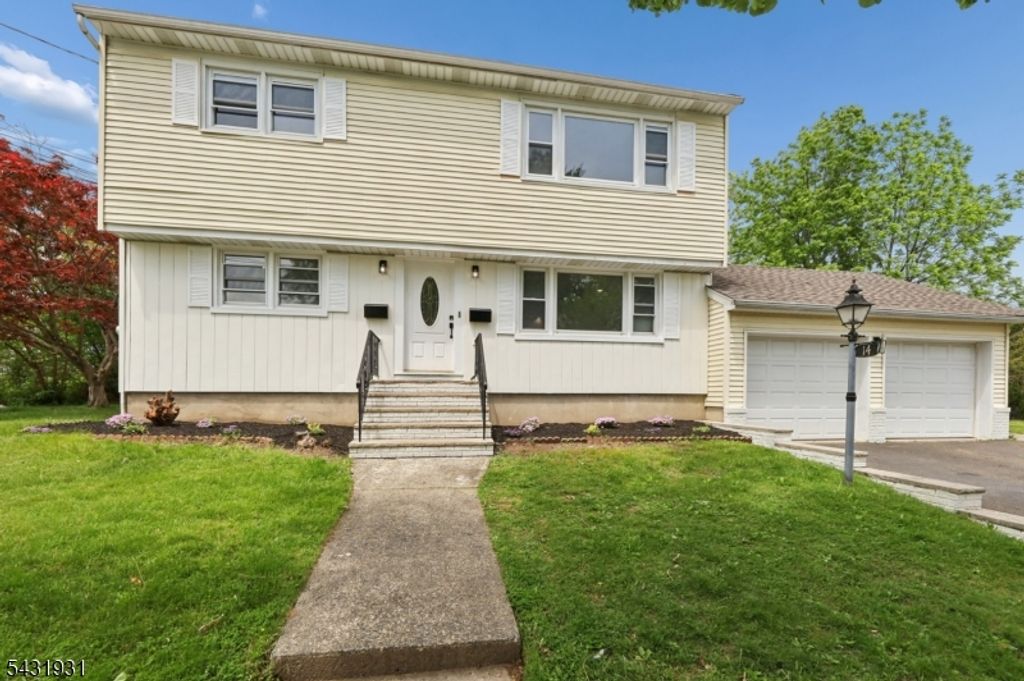 14 John St 2, Clifton City, NJ 07013