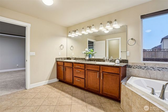 1415 39th Street SE, Puyallup, WA 98372