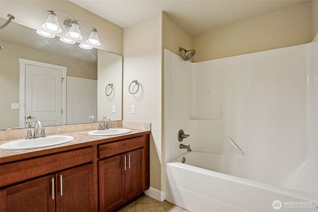 1415 39th Street SE, Puyallup, WA 98372