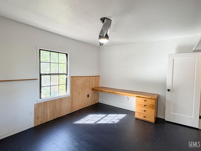 159 A Street, Bakersfield, CA 93304