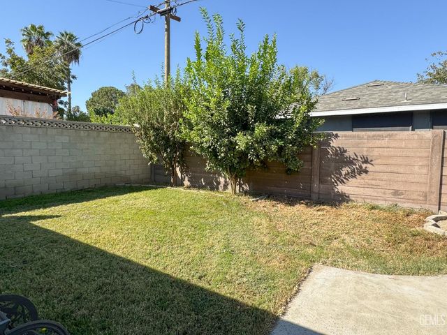 159 A Street, Bakersfield, CA 93304