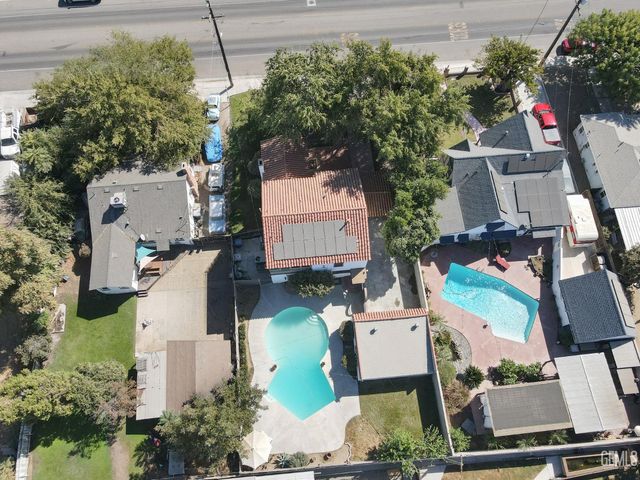 159 A Street, Bakersfield, CA 93304