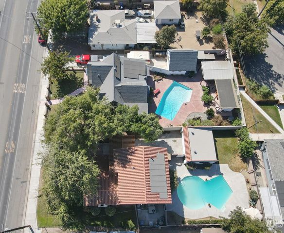 159 A Street, Bakersfield, CA 93304