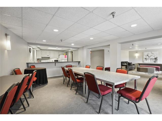 3300 Louisiana Avenue S 326, Saint Louis Park, MN 55426