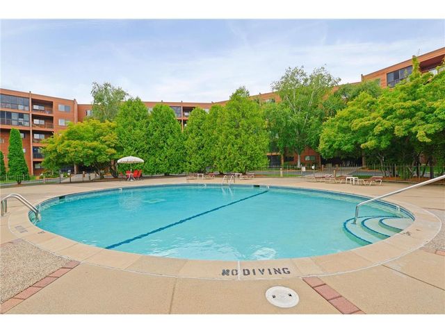 3300 Louisiana Avenue S 326, Saint Louis Park, MN 55426