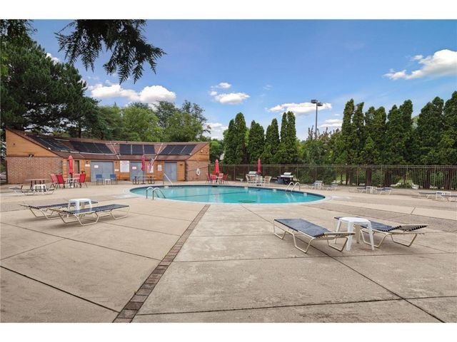 3300 Louisiana Avenue S 326, Saint Louis Park, MN 55426