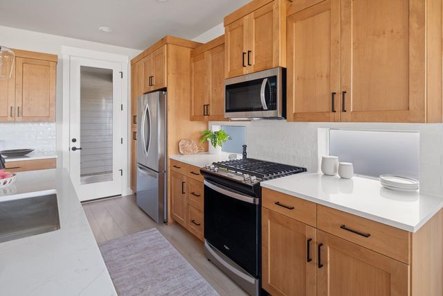 20867 SE Caldera Drive, Bend, OR 97702