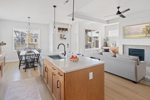 20867 SE Caldera Drive, Bend, OR 97702