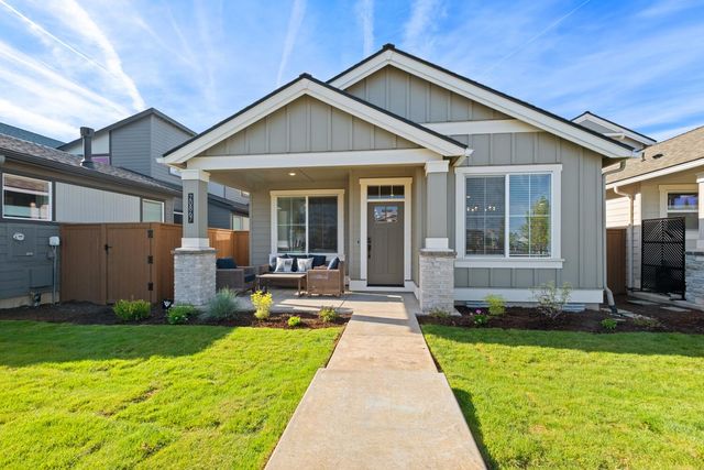 20867 SE Caldera Drive, Bend, OR 97702