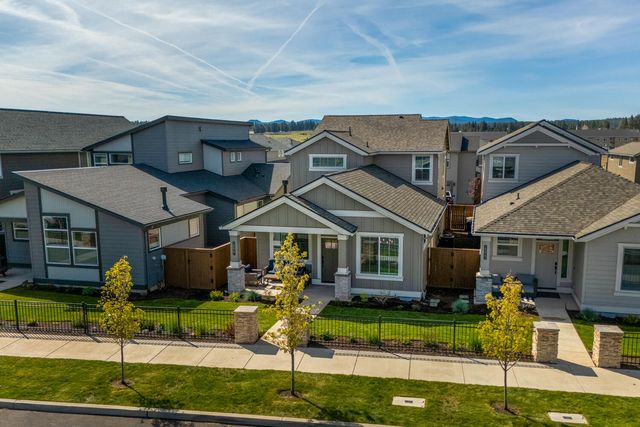 20867 SE Caldera Drive, Bend, OR 97702