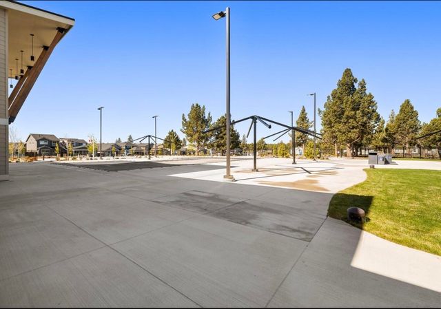 20867 SE Caldera Drive, Bend, OR 97702