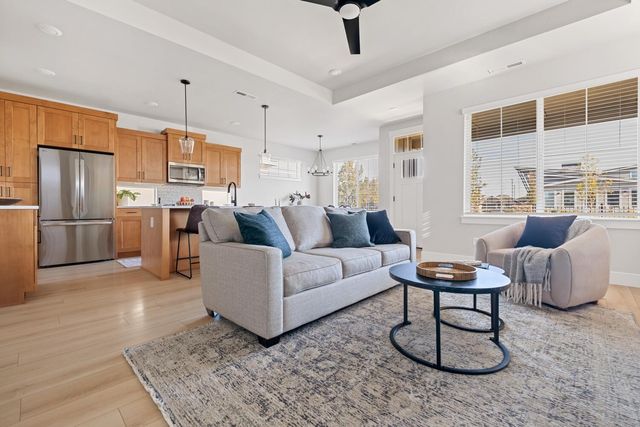 20867 SE Caldera Drive, Bend, OR 97702