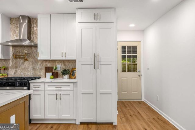 2740 Ivanhoe Lane SE, Smyrna, GA 30082