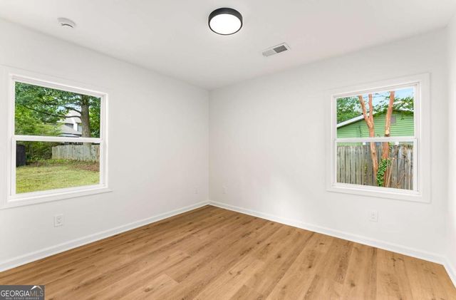 2740 Ivanhoe Lane SE, Smyrna, GA 30082