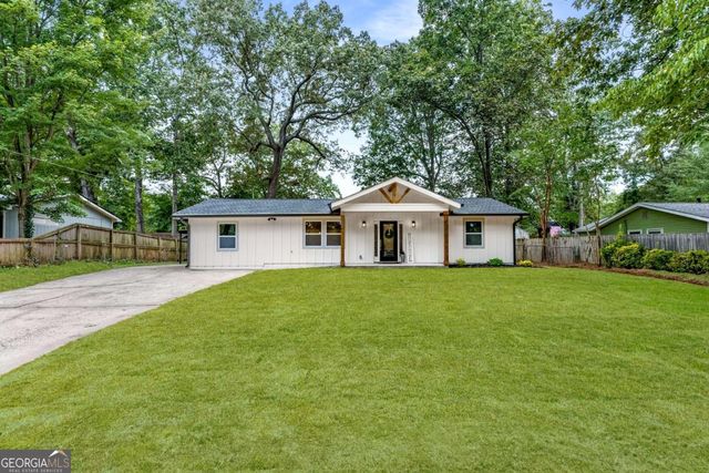2740 Ivanhoe Lane SE, Smyrna, GA 30082